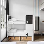 Hostel Generator Amsterdam