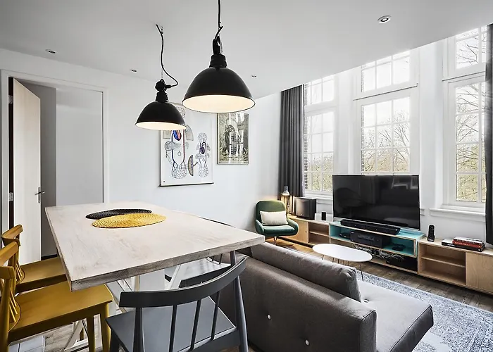 Auberge de jeunesse Generator