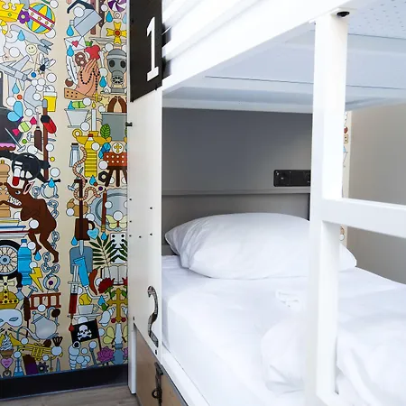 Vandrarhem Generator