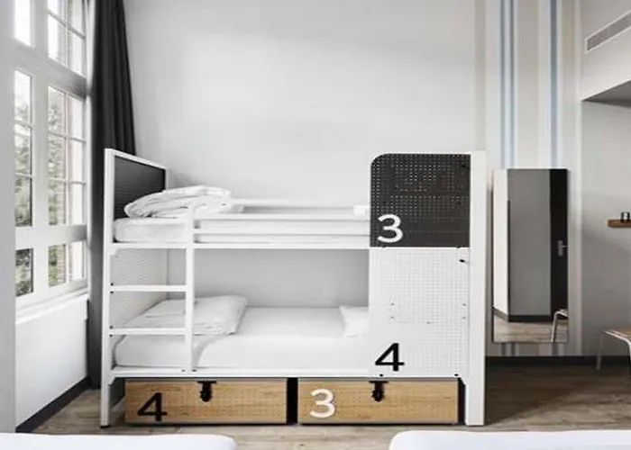 Hostel Generator Amsterdam